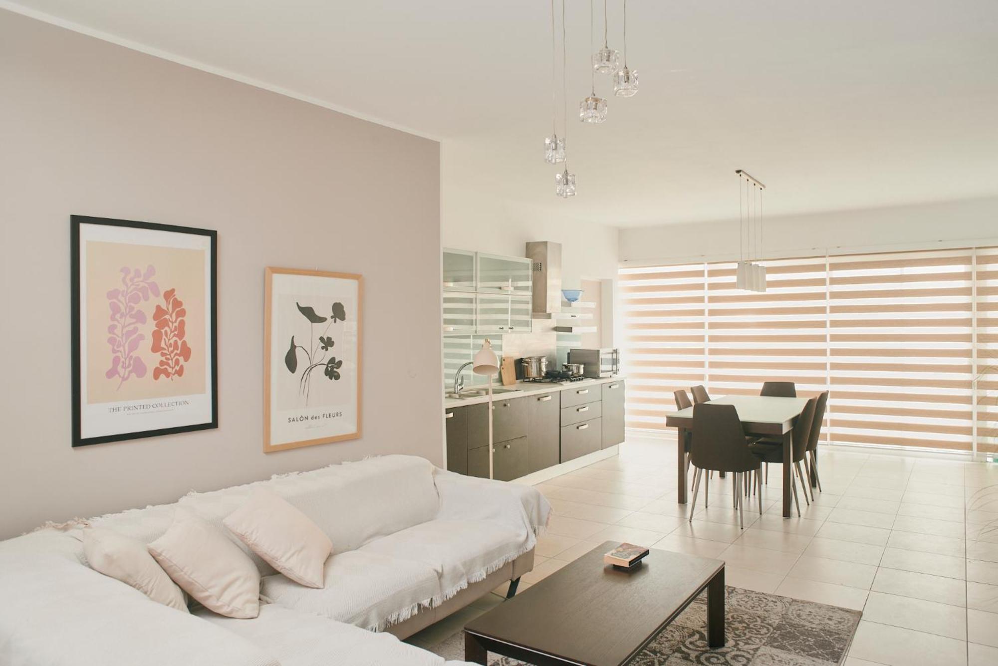 The 501 By Shmoo Apartment Слима Екстериор снимка
